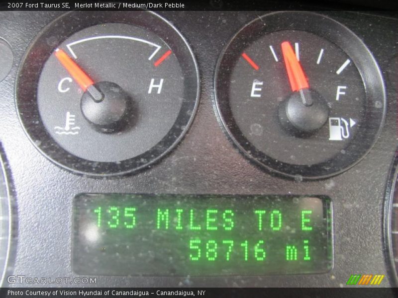 Merlot Metallic / Medium/Dark Pebble 2007 Ford Taurus SE