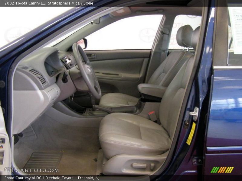 Stratosphere Mica / Stone 2002 Toyota Camry LE