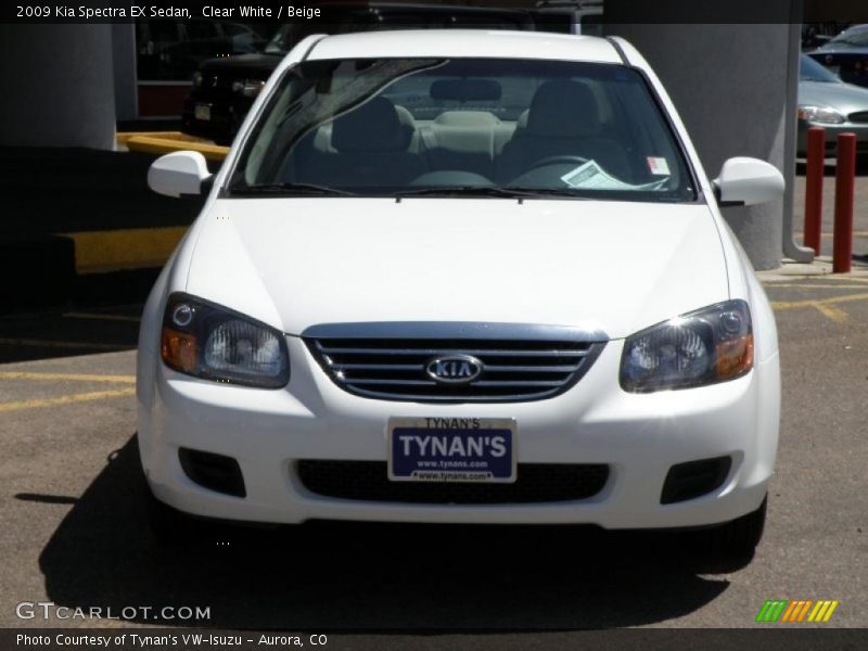 Clear White / Beige 2009 Kia Spectra EX Sedan