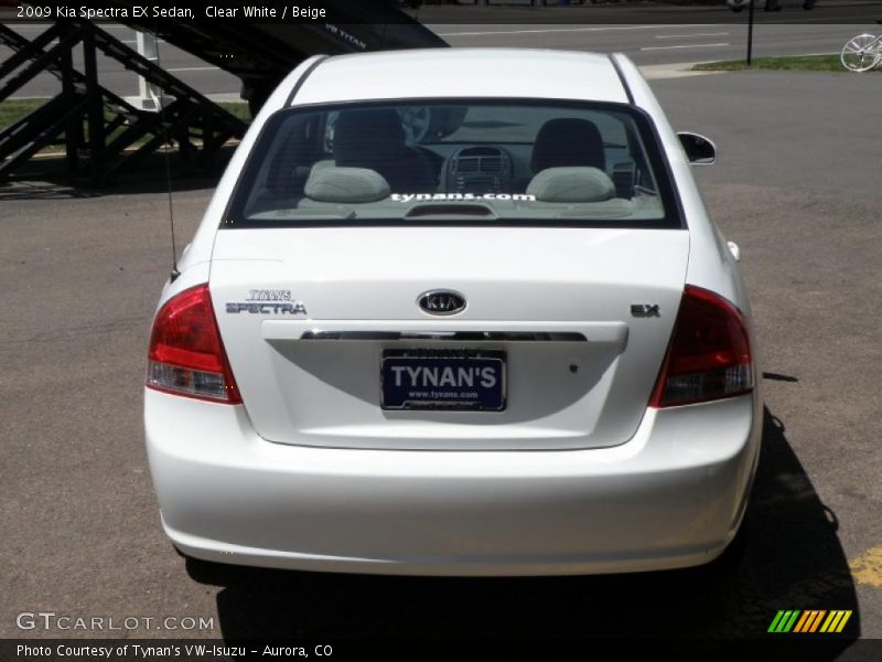 Clear White / Beige 2009 Kia Spectra EX Sedan