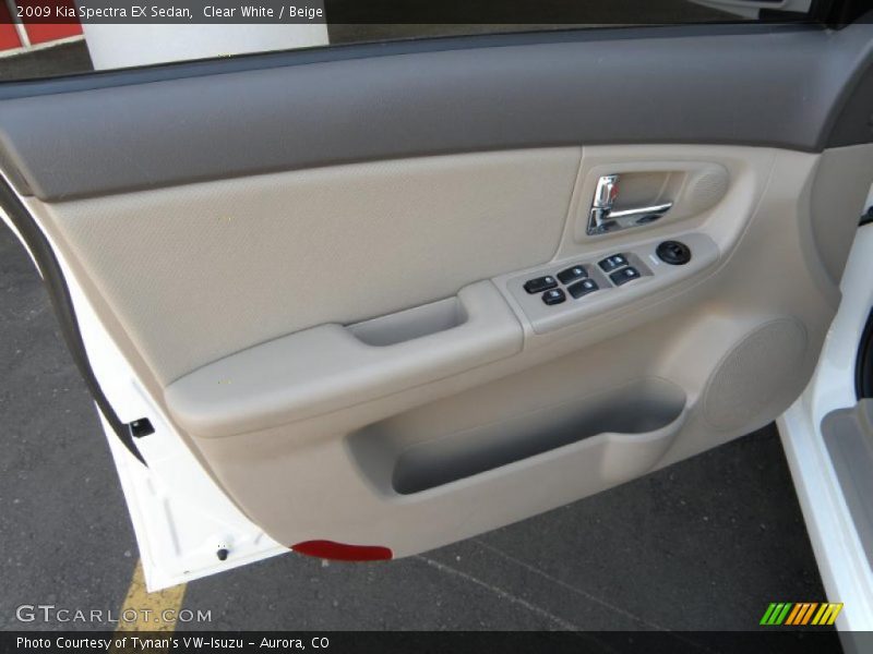 Clear White / Beige 2009 Kia Spectra EX Sedan
