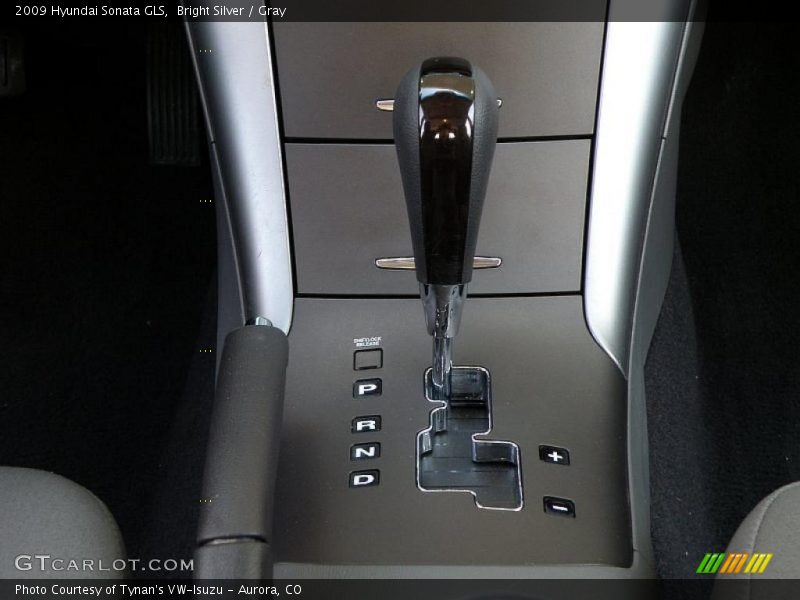 Bright Silver / Gray 2009 Hyundai Sonata GLS