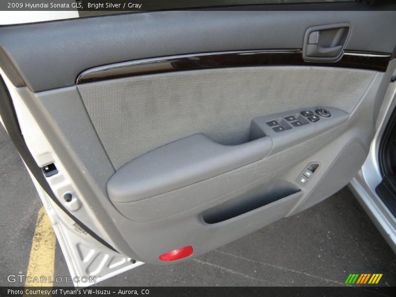Bright Silver / Gray 2009 Hyundai Sonata GLS