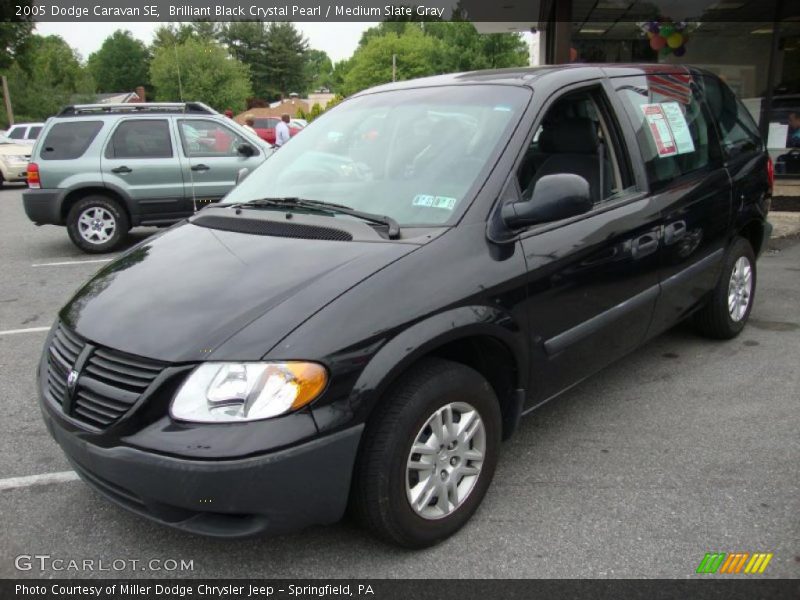 Brilliant Black Crystal Pearl / Medium Slate Gray 2005 Dodge Caravan SE