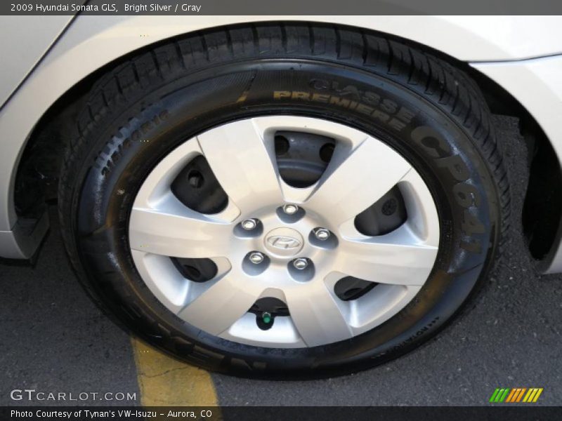 Bright Silver / Gray 2009 Hyundai Sonata GLS