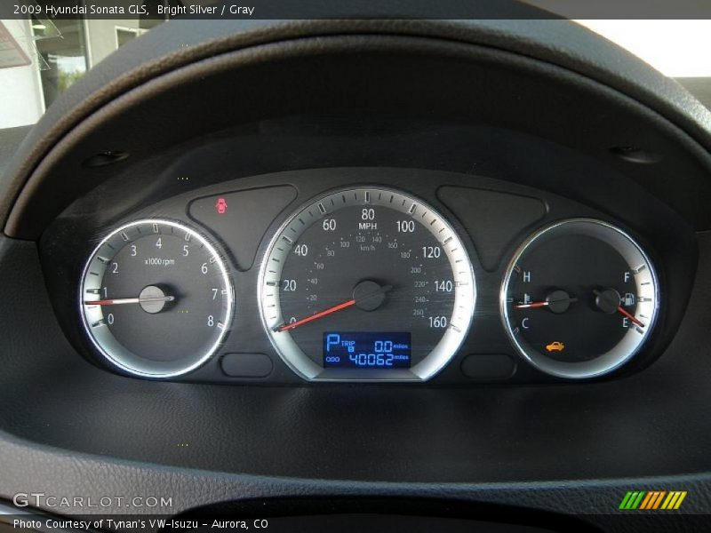 Bright Silver / Gray 2009 Hyundai Sonata GLS