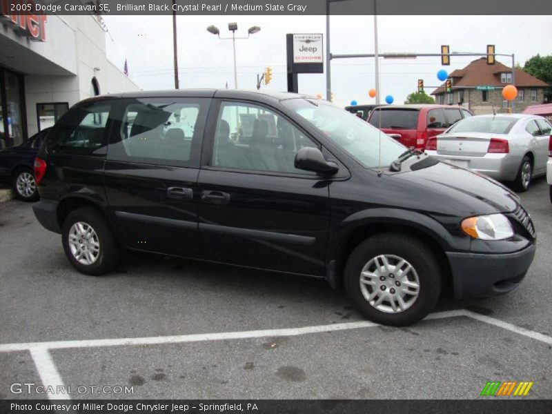 Brilliant Black Crystal Pearl / Medium Slate Gray 2005 Dodge Caravan SE