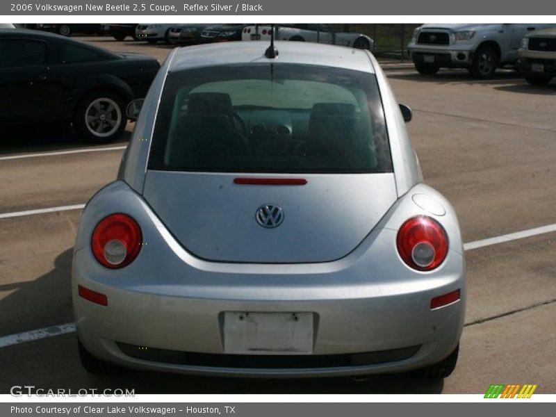 Reflex Silver / Black 2006 Volkswagen New Beetle 2.5 Coupe