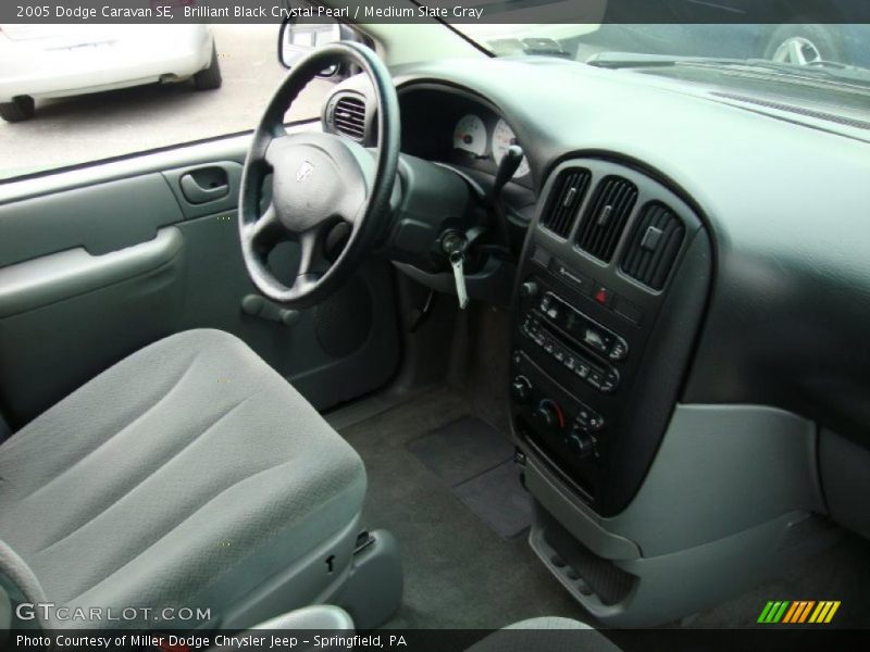 Brilliant Black Crystal Pearl / Medium Slate Gray 2005 Dodge Caravan SE