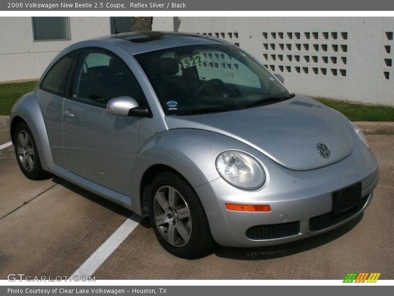Reflex Silver / Black 2006 Volkswagen New Beetle 2.5 Coupe