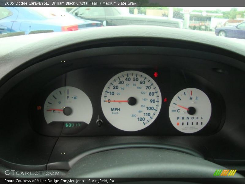 Brilliant Black Crystal Pearl / Medium Slate Gray 2005 Dodge Caravan SE
