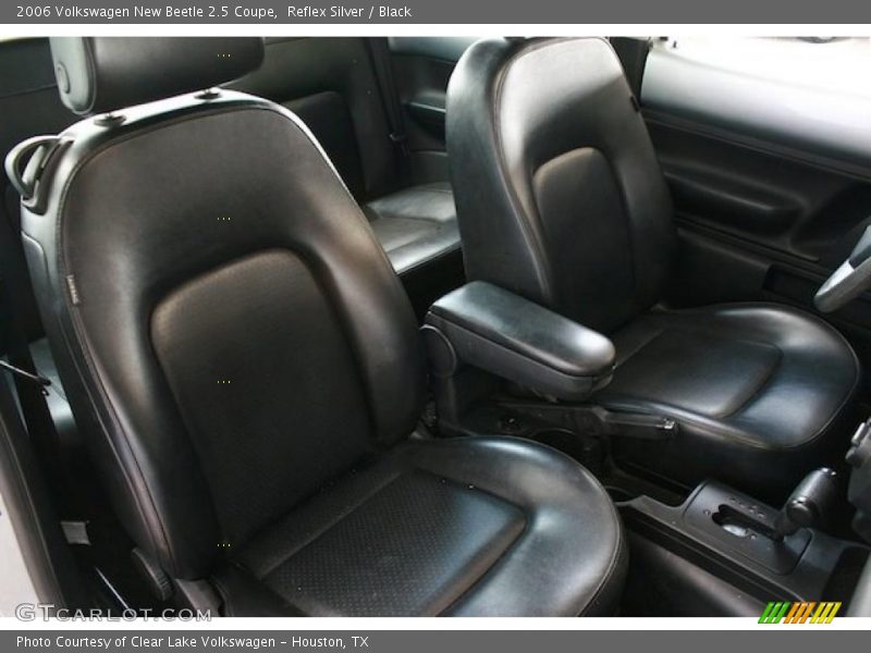 Reflex Silver / Black 2006 Volkswagen New Beetle 2.5 Coupe
