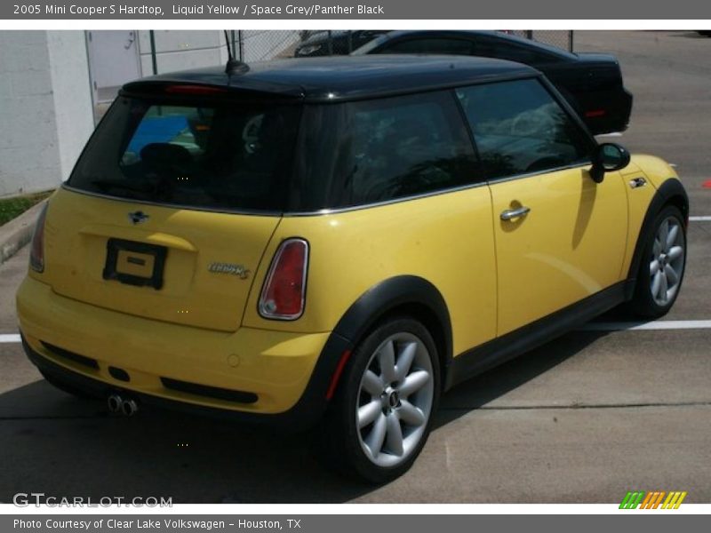 Liquid Yellow / Space Grey/Panther Black 2005 Mini Cooper S Hardtop