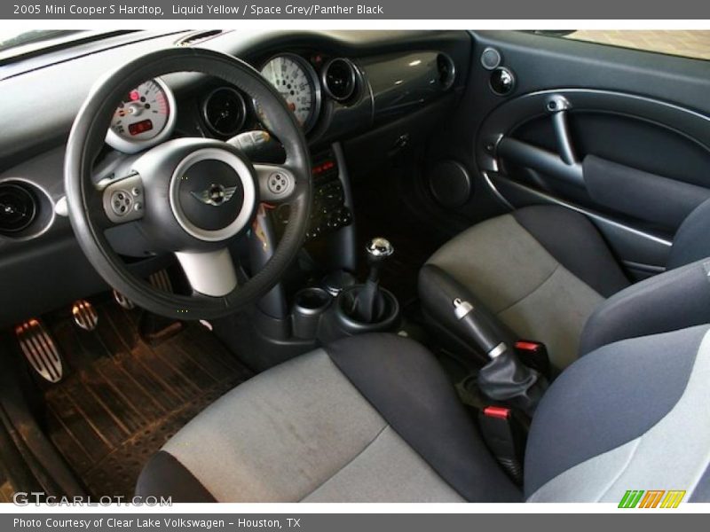 Liquid Yellow / Space Grey/Panther Black 2005 Mini Cooper S Hardtop