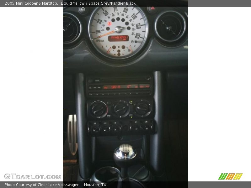 Liquid Yellow / Space Grey/Panther Black 2005 Mini Cooper S Hardtop