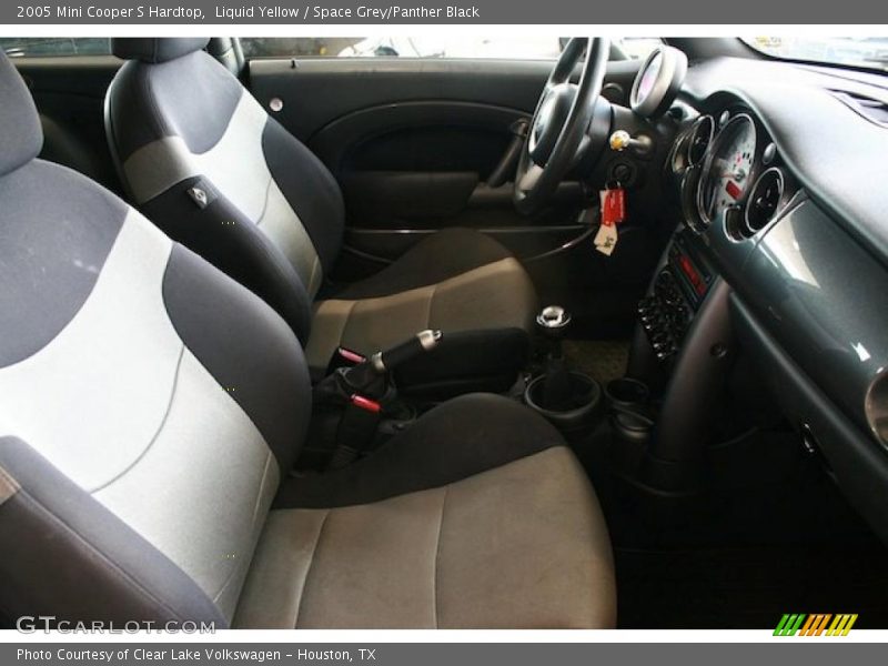 Liquid Yellow / Space Grey/Panther Black 2005 Mini Cooper S Hardtop