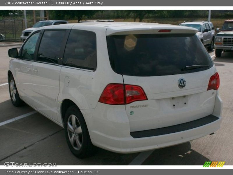 Calla Lilly White / Aero Grey 2009 Volkswagen Routan SE