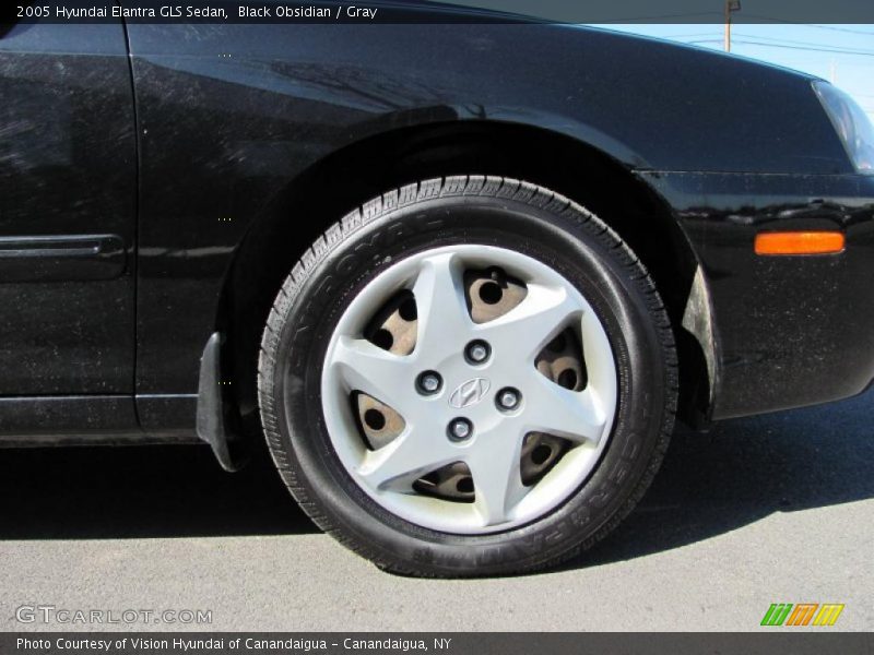 Black Obsidian / Gray 2005 Hyundai Elantra GLS Sedan