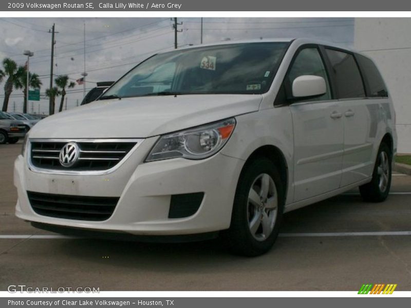 Calla Lilly White / Aero Grey 2009 Volkswagen Routan SE