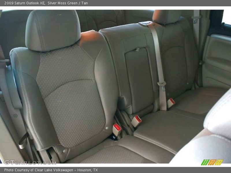 Silver Moss Green / Tan 2009 Saturn Outlook XE