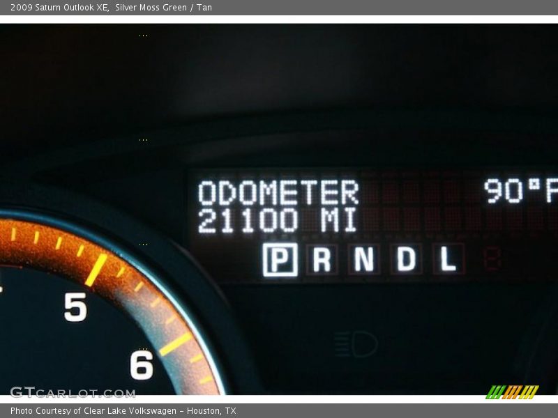 Silver Moss Green / Tan 2009 Saturn Outlook XE