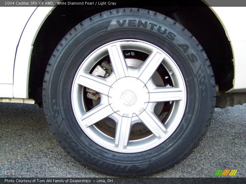 White Diamond Pearl / Light Gray 2004 Cadillac SRX V6 AWD