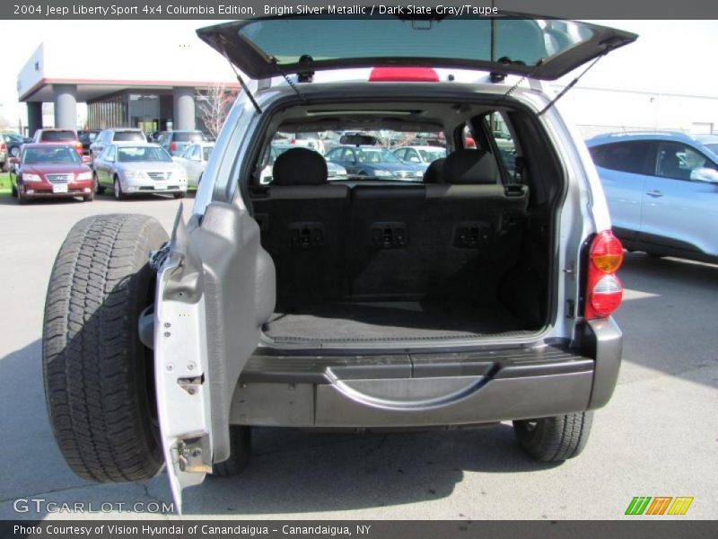 Bright Silver Metallic / Dark Slate Gray/Taupe 2004 Jeep Liberty Sport 4x4 Columbia Edition