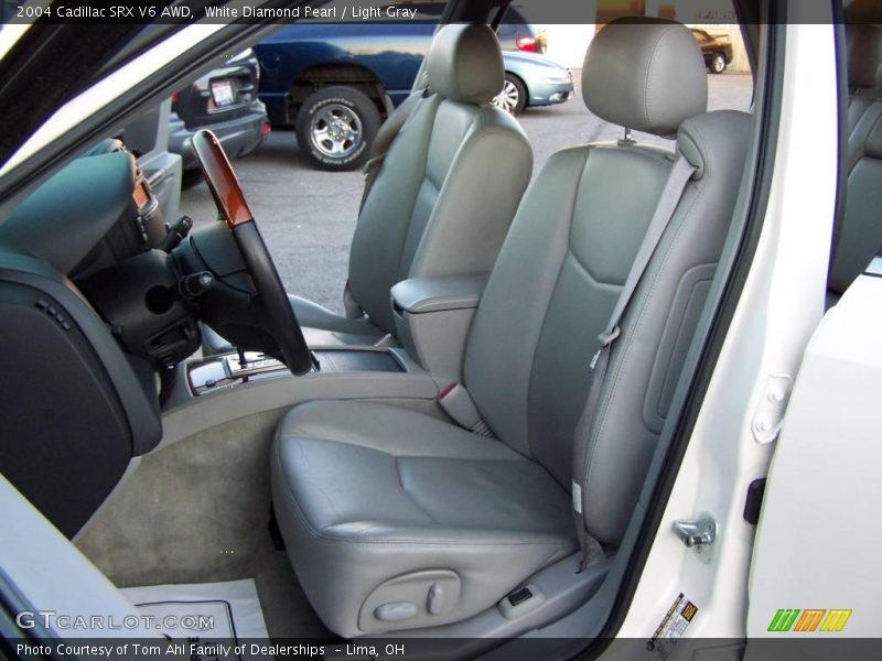 White Diamond Pearl / Light Gray 2004 Cadillac SRX V6 AWD