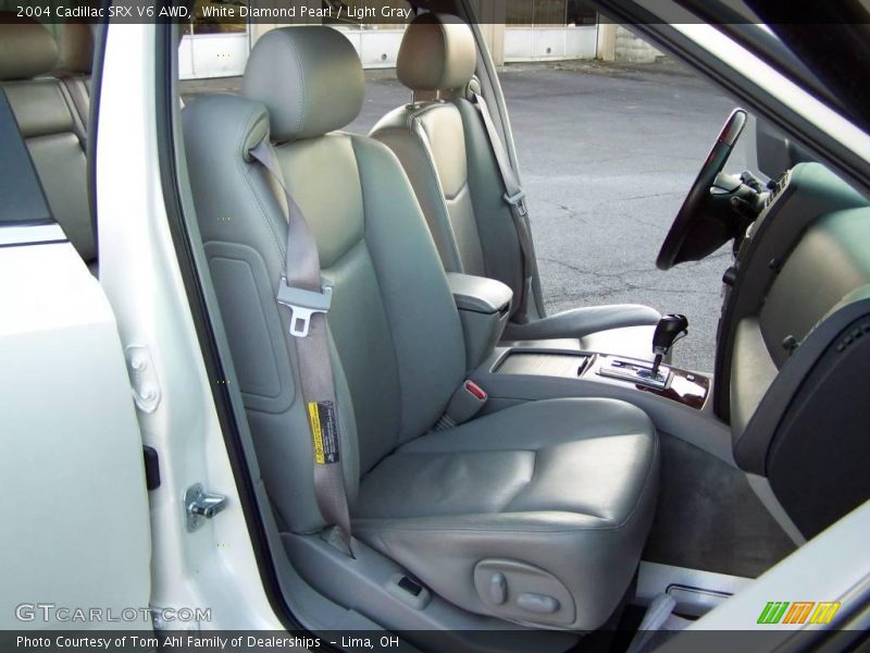 White Diamond Pearl / Light Gray 2004 Cadillac SRX V6 AWD