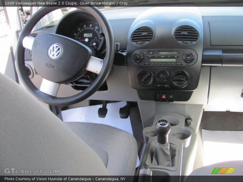 Silver Arrow Metallic / Gray 1998 Volkswagen New Beetle 2.0 Coupe