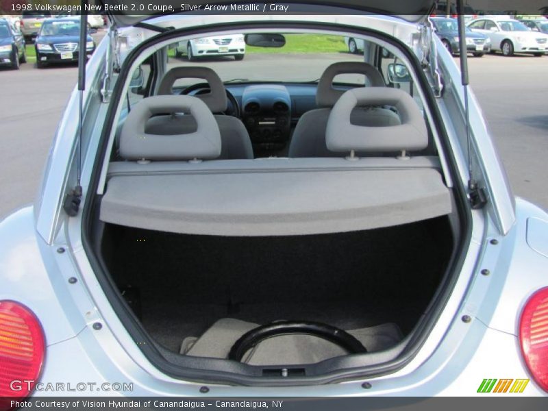 Silver Arrow Metallic / Gray 1998 Volkswagen New Beetle 2.0 Coupe