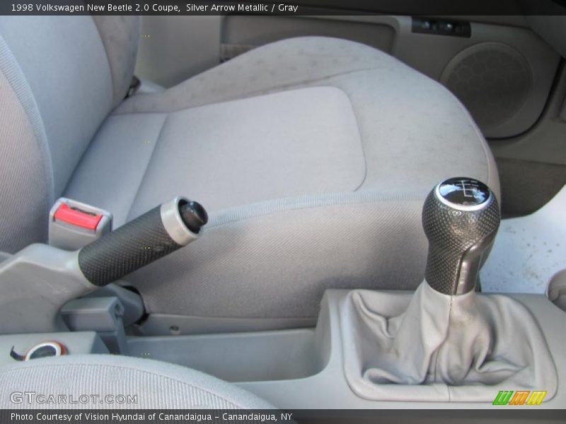 Silver Arrow Metallic / Gray 1998 Volkswagen New Beetle 2.0 Coupe