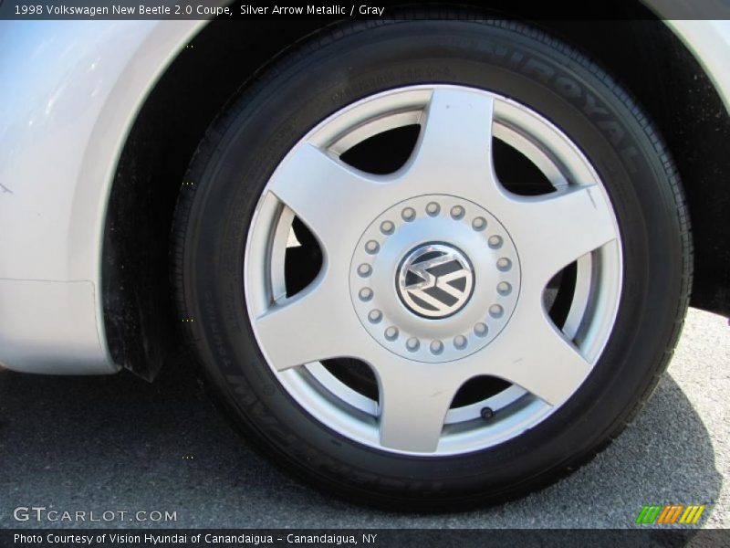 Silver Arrow Metallic / Gray 1998 Volkswagen New Beetle 2.0 Coupe
