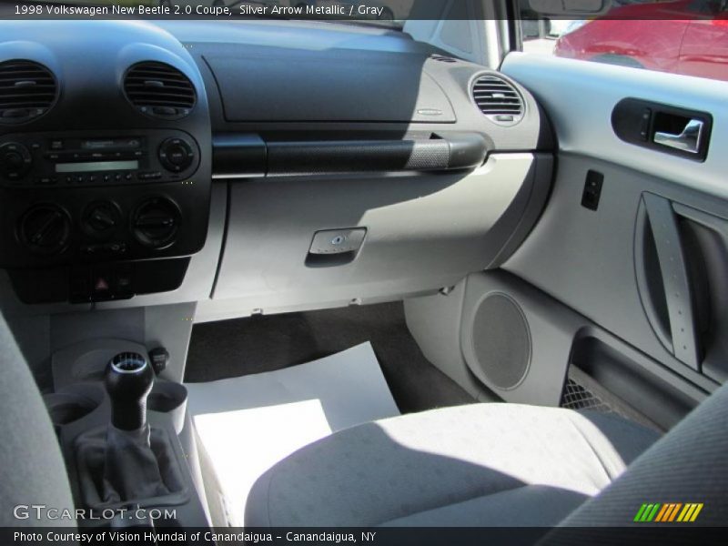 Silver Arrow Metallic / Gray 1998 Volkswagen New Beetle 2.0 Coupe