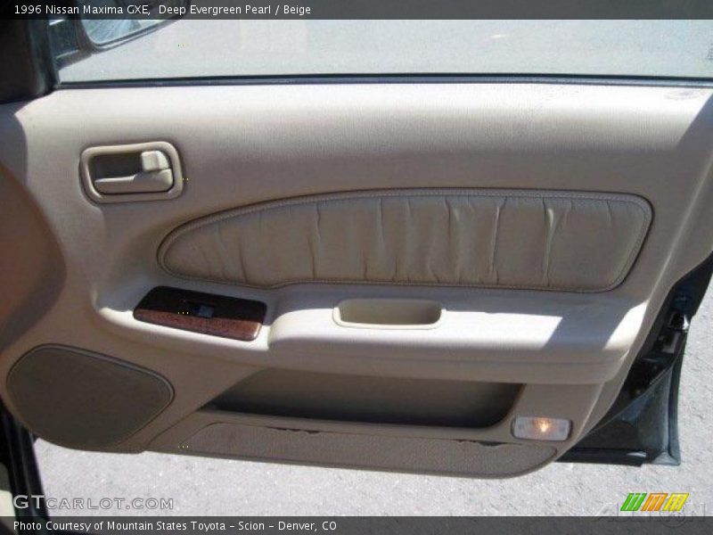 Deep Evergreen Pearl / Beige 1996 Nissan Maxima GXE