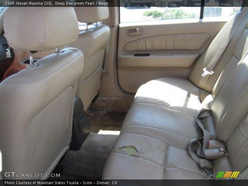 Deep Evergreen Pearl / Beige 1996 Nissan Maxima GXE