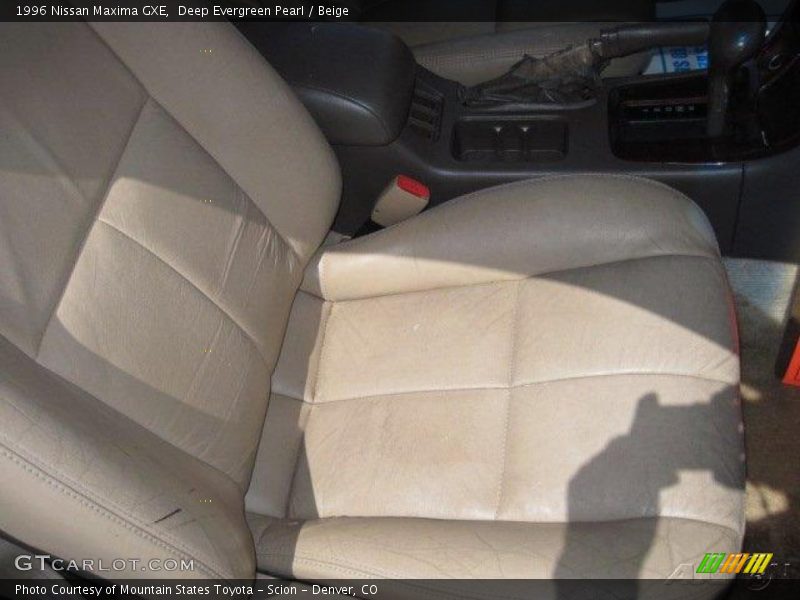 Deep Evergreen Pearl / Beige 1996 Nissan Maxima GXE