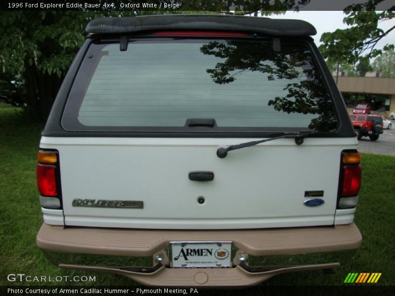 Oxford White / Beige 1996 Ford Explorer Eddie Bauer 4x4