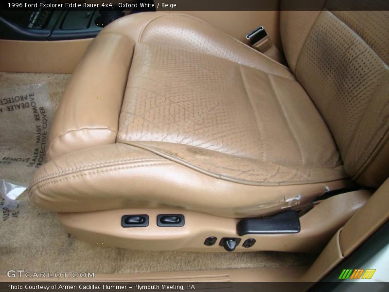 Oxford White / Beige 1996 Ford Explorer Eddie Bauer 4x4