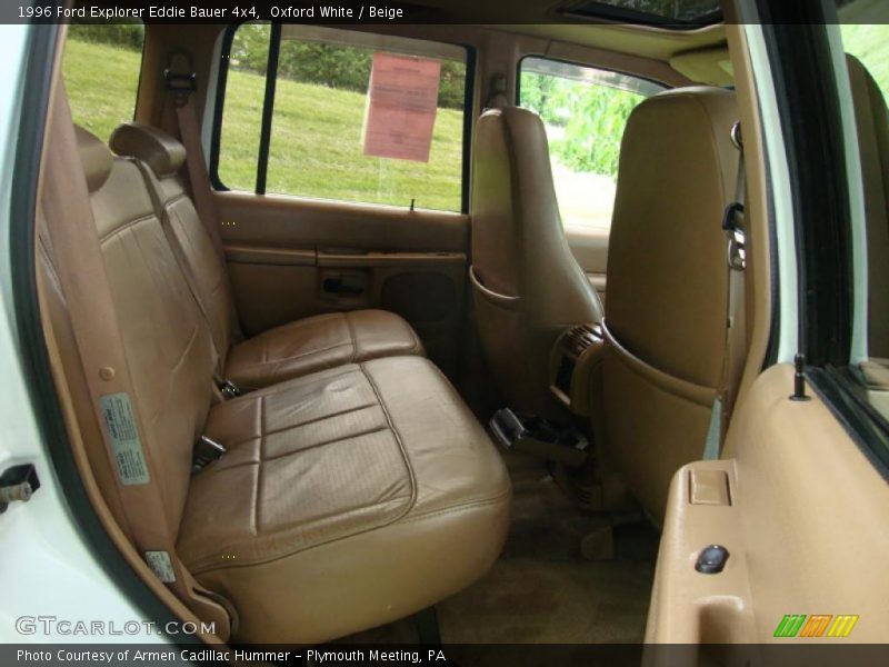 Oxford White / Beige 1996 Ford Explorer Eddie Bauer 4x4