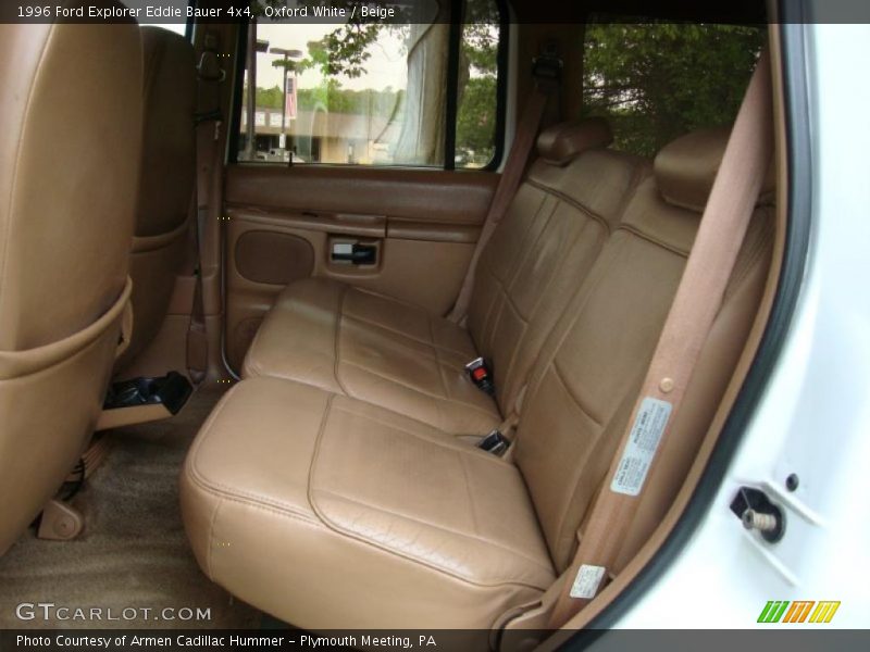 Oxford White / Beige 1996 Ford Explorer Eddie Bauer 4x4