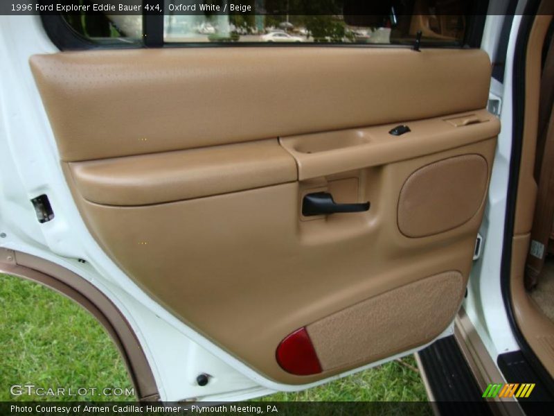 Oxford White / Beige 1996 Ford Explorer Eddie Bauer 4x4