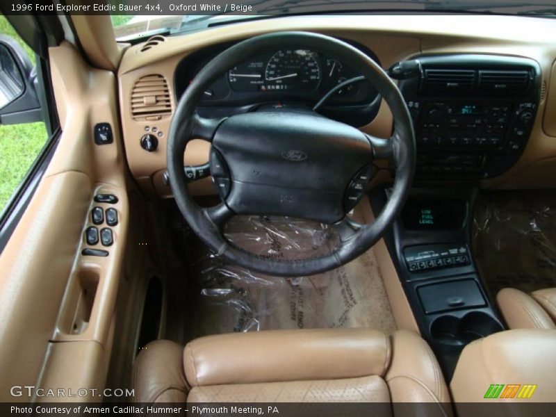 Oxford White / Beige 1996 Ford Explorer Eddie Bauer 4x4