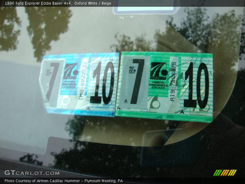 Oxford White / Beige 1996 Ford Explorer Eddie Bauer 4x4