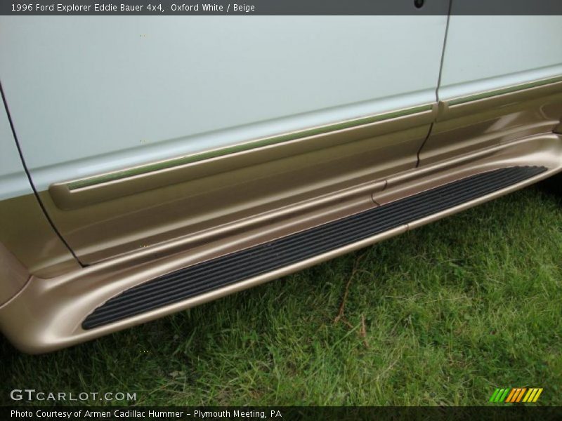 Oxford White / Beige 1996 Ford Explorer Eddie Bauer 4x4
