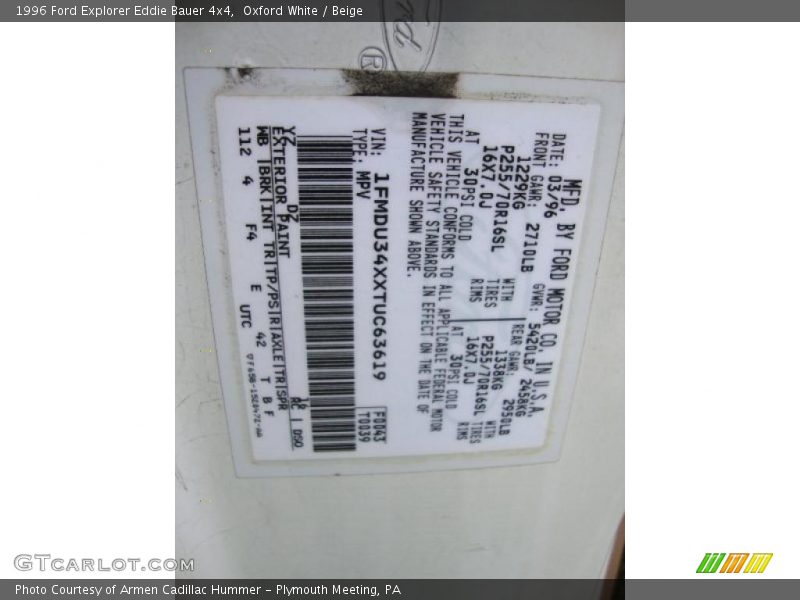 Oxford White / Beige 1996 Ford Explorer Eddie Bauer 4x4