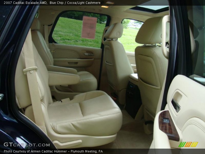 Blue Chip / Cocoa/Light Cashmere 2007 Cadillac Escalade AWD