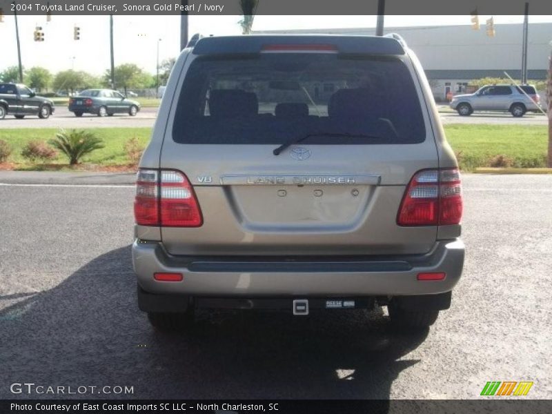 Sonora Gold Pearl / Ivory 2004 Toyota Land Cruiser