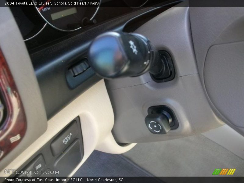 Sonora Gold Pearl / Ivory 2004 Toyota Land Cruiser