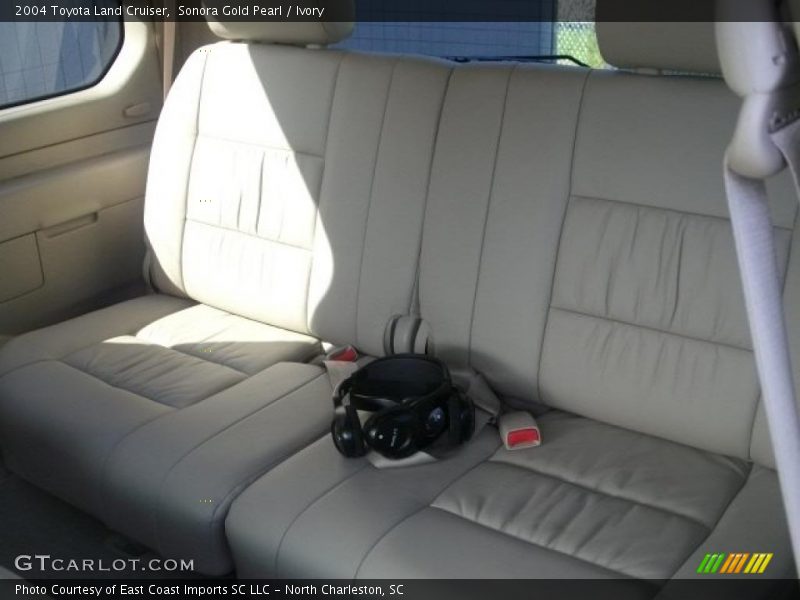 Sonora Gold Pearl / Ivory 2004 Toyota Land Cruiser